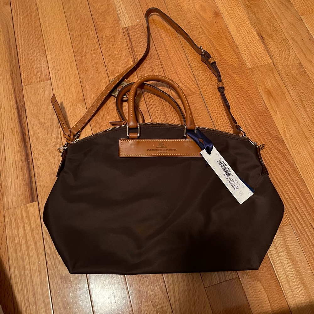 Brand New Dooney & Bourke brown bag